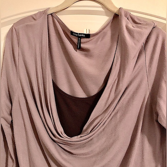 🍃Pick 3/$21-Women’s Long Sleeve Purple Mauve and Brown Accented Shirt- Size M - Picture 2 of 4